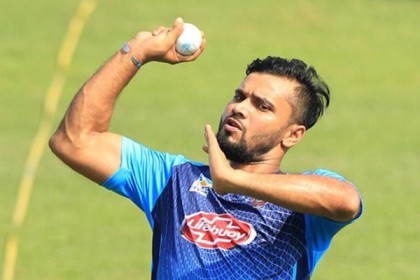 অনুশীলন শুরু করেছেন মাশরাফি