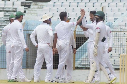 আফগান ‘এ’ দলের কাছে সিরিজ হারল ইমরুলরা