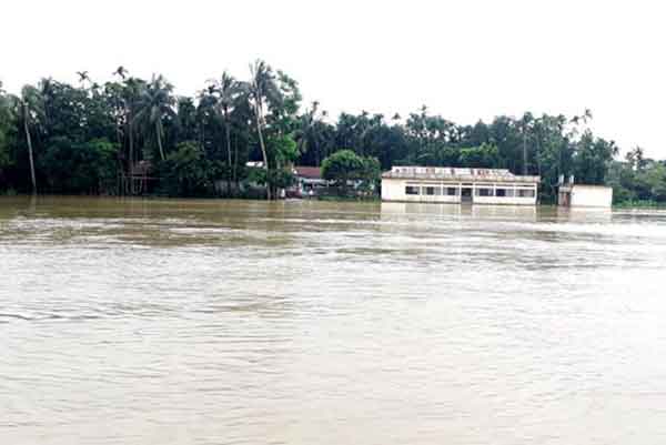 হবিগঞ্জে ৩০ গ্রাম প্লাবিত