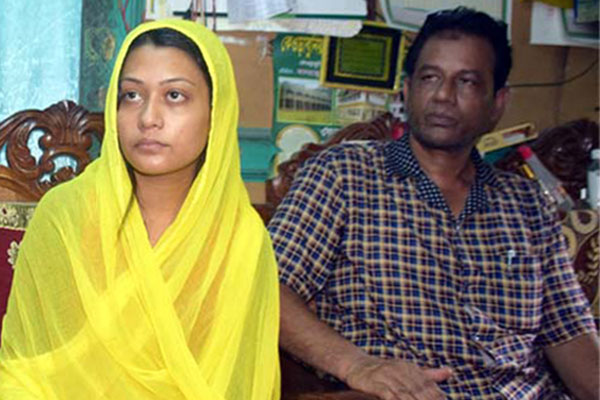 কারও যোগসাজসে আমার মেয়েকে গ্রেফতার করা হয়েছে : মিন্নির বাবা