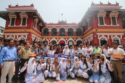 পাসে শীর্ষে রাজশাহী, জিপিএ-তে বগুড়া