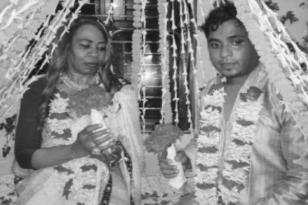 প্রেমের টানে লক্ষ্মীপুরের বধূ হলেন মার্কিন নারী