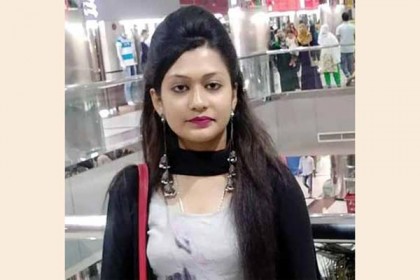 কিভাবে একটি নারীকে চরিত্রহীন বানিয়ে দেয়া হয়!