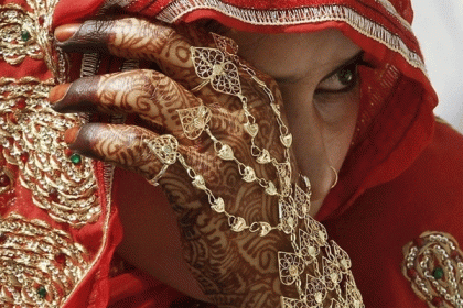 বিয়ের ২৪ ঘণ্টার মধ্যে স্ত্রীকে তালাক স্বামীর