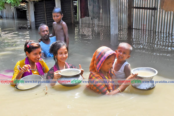 বগুড়ায় কমতে শুরু করেছে যমুনার পানি 