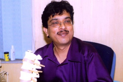 শল্য চিকিৎসার সঙ্গে সুরের মায়াজাল, বিশ্বরেকর্ড গড়লেন সুমন্ত ঠাকুর