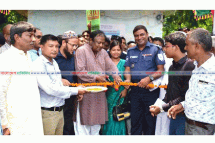 কৃষিতে আমরা এখন স্বয়ংসম্পূর্ণ : বাণিজ্যমন্ত্রী