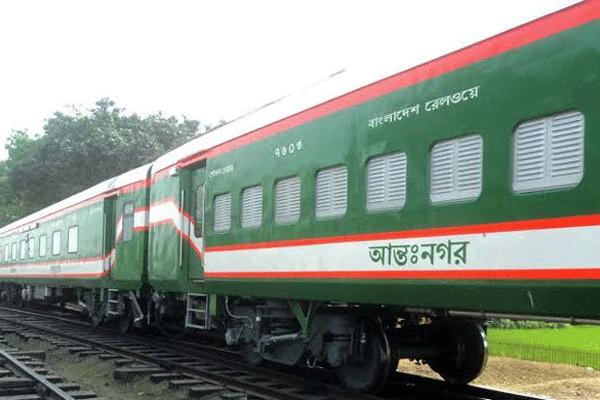 রেলে চলতি মাসেই যুক্ত হচ্ছে ২৬ মিটারগেজ কোচ