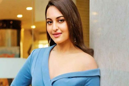 অবশেষে গোপন প্রেমের কথা স্বীকার করলেন সোনাক্ষী