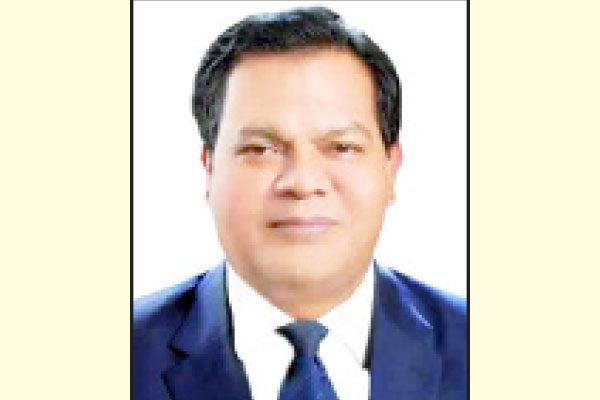 ডা. লিটুর এফআর সিএস ডিগ্রী লাভ