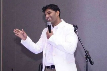 হাসাতে হাসাতে মঞ্চেই মৃত্যু অভিনেতার