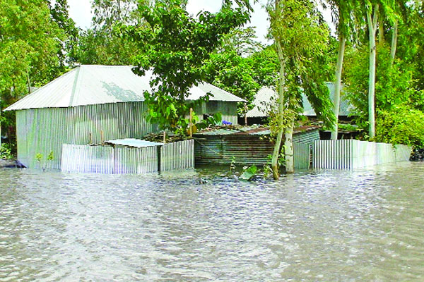 বাড়ছে দুর্ভোগ, চাহিদা ত্রাণের