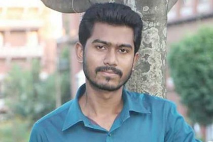ঢাবিতে নুরকে অবাঞ্চিত ঘোষণার দাবি ছাত্রলীগের