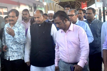 ২০২০ সালের জুনের মধ্যেই নতুন ১৫ ট্রেন   

