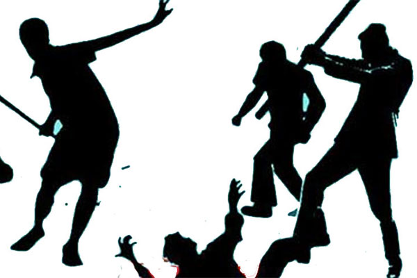 ভারতেও ছেলেধরা গুজব, ২ কংগ্রেস নেতাকে গণধোলাই!