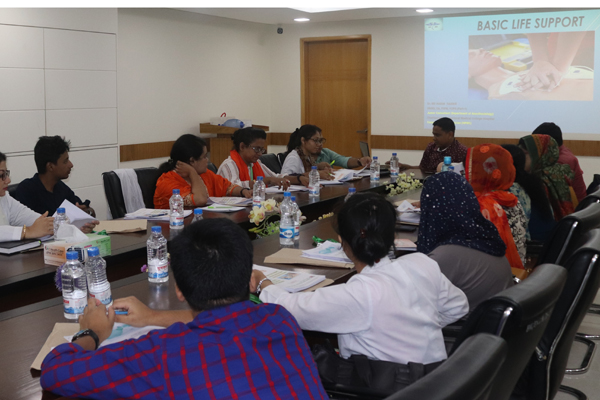 হার্ট অ্যাটাকের জরুরি চিকিৎসায় ‘সিপিআর’

