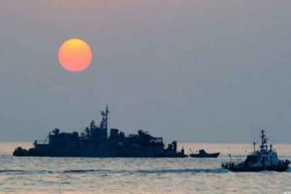 দক্ষিণ কোরিয়ায় ৩ ক্রুসহ উত্তর কোরিয়ার নৌকা আটক