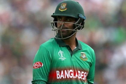 তামিম-সৌম্যকে হারিয়ে চাপে টাইগাররা