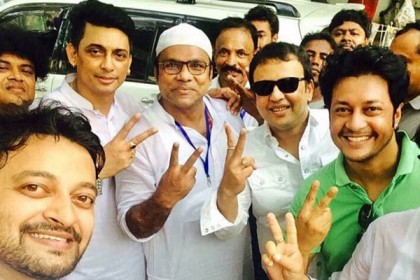 রাজপথে নামছে চলচ্চিত্র শিল্পীরা