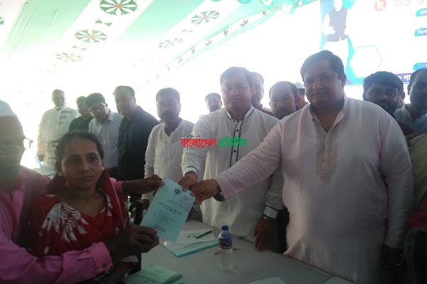 'প্রতিবন্ধীদের জন্য কোটি কোটি টাকা বরাদ্দ দিচ্ছে সরকার'
