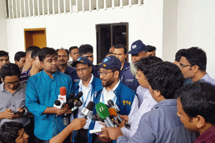টিকিট বিক্রির অনিয়ম ঠেকাতে দুদকের অভিযান