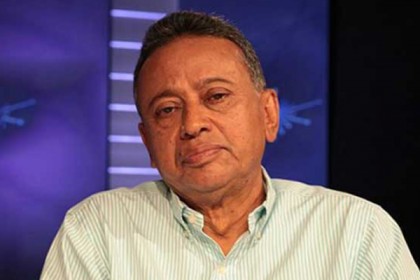 'ডেঙ্গু ও বন্যা নিয়ন্ত্রণে ব্যর্থ হয়ে সবকিছুকেই 'গুজব' বলছে সরকার' 

