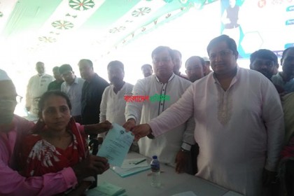'প্রতিবন্ধীদের জন্য কোটি কোটি টাকা বরাদ্দ দিচ্ছে সরকার'
