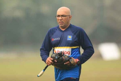 হাথুরুকে রাখবে না শ্রীলঙ্কা
