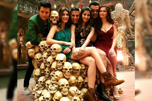 বলিউডের সবচেয়ে ব্যয়বহুল কমেডি ‘হাউজফুল ৪’!