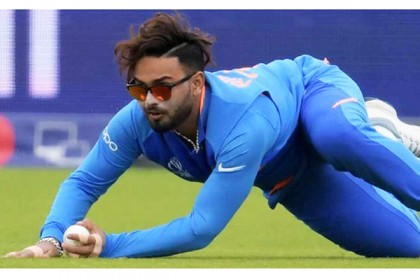 ধোনির অনুপস্থিতিতে পন্তের সামনে দারুণ সুযোগ