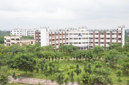 ৯ থেকে ১৪ তারিখ বেরোবির আবাসিক হল বন্ধ