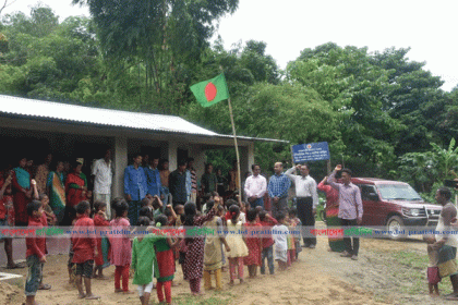 সেই মনাই ত্রিপুরায় উড়লো জাতীয় পতাকা
