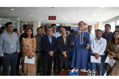 ইউল্যাবে ডেঙ্গু প্রতিরোধে সতর্কতামূলক অভিযান 

