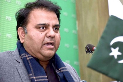 ‘যুদ্ধকে পাকিস্তান ভয় পায় না’, ভারতের দূতকে বহিষ্কার করে পাকিস্তানের বার্তা