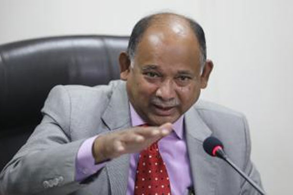 দুর্ঘটনা ও ঝুঁকিপূর্ণ যাত্রার দায় নিলেন রেলমন্ত্রী
