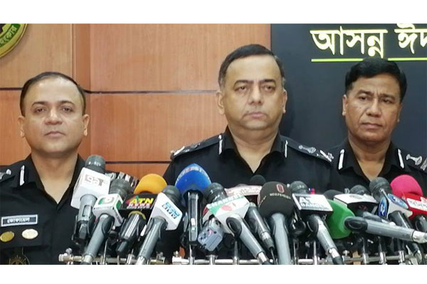 কাশ্মীর ইস্যুতে সতর্কবার্তা দিলেন র‌্যাব ডিজি