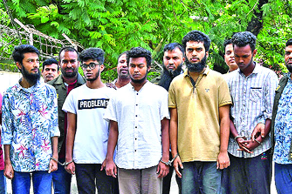 জঙ্গিবাদে নর্থ সাউথের দুই ছাত্রসহ গ্রেফতার ৫