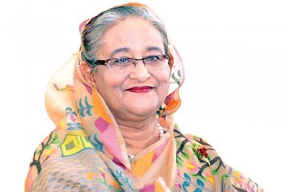 মুক্তিযোদ্ধাদের জন্য ফুল, ফল, মিষ্টান্ন পাঠালেন প্রধানমন্ত্রী
