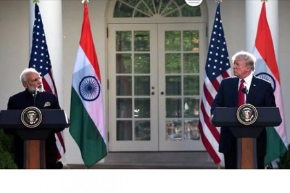 'কাশ্মীর নিয়ে মধ্যস্থতার প্রস্তাব বিবেচনার মধ্যে নেই ট্রাম্পের'