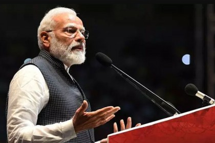 '৩৭০ অনুচ্ছেদ বাতিলে বিরোধিতাকারীদের হৃদয় মাওবাদী ও সন্ত্রাসীদের জন্য কাঁদে'