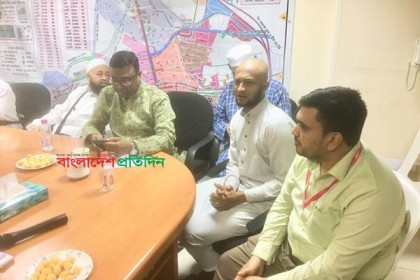 হজ শেষে দেশে ফিরছেন সাকিব
