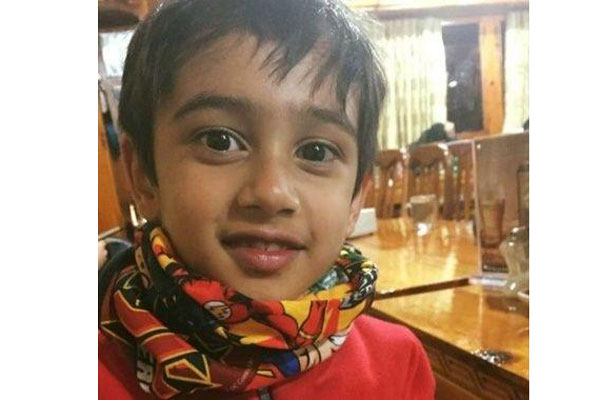 ৯ বছরের শিশু জয় করল আফ্রিকার সর্বোচ্চ পর্বত 