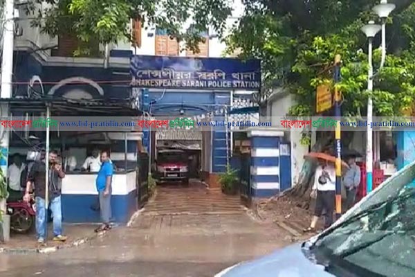 কলকাতা সড়ক দুর্ঘটনায় দুই বাংলাদেশি নিহত