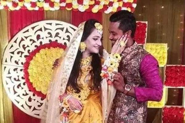 সাব্বির-অর্পার জমকালো গায়ে হলুদ অনুষ্ঠান
