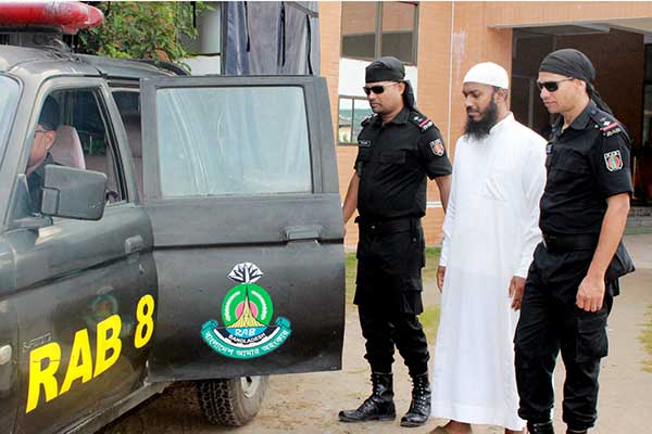বরিশালে জিহাদি বইসহ জেএমবি’র সক্রিয় সদস্য আটক