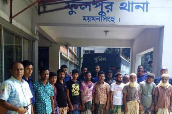 ফুলপুরে জুয়াড়িসহ গ্রেফতার ১৩