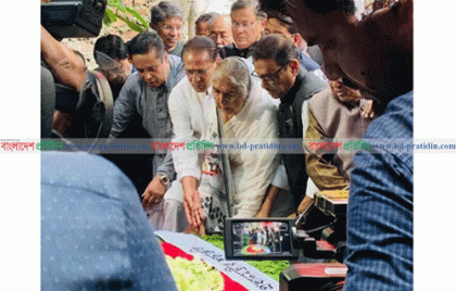২১ আগস্ট শহীদদের প্রতি শ্রদ্ধা নিবেদন