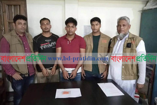 নোয়াখালীতে মাদকসহ গ্রেফতার ২
