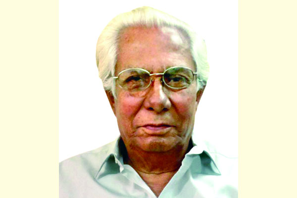 ক্ষমতাসীনদের কাছে ধোঁকা খায় মানুষ