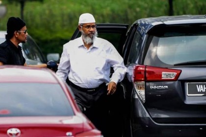 জাকির নায়েককে এখনই বিতাড়িত করবে না মালয়েশিয়া